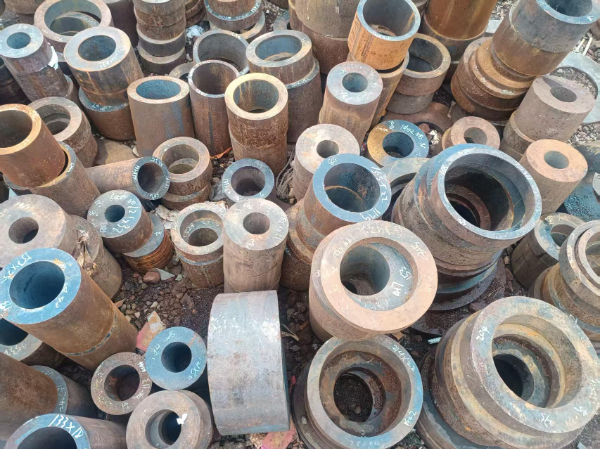 液壓系統(tǒng)用42CrMo珩磨無(wú)縫管 內(nèi)孔鏡面拋光 可零切零售